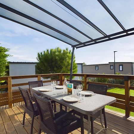 Beau Chalet Pour 4 Pers - Acces Piscine Chauffee Bretignolles-sur-Mer Luaran gambar