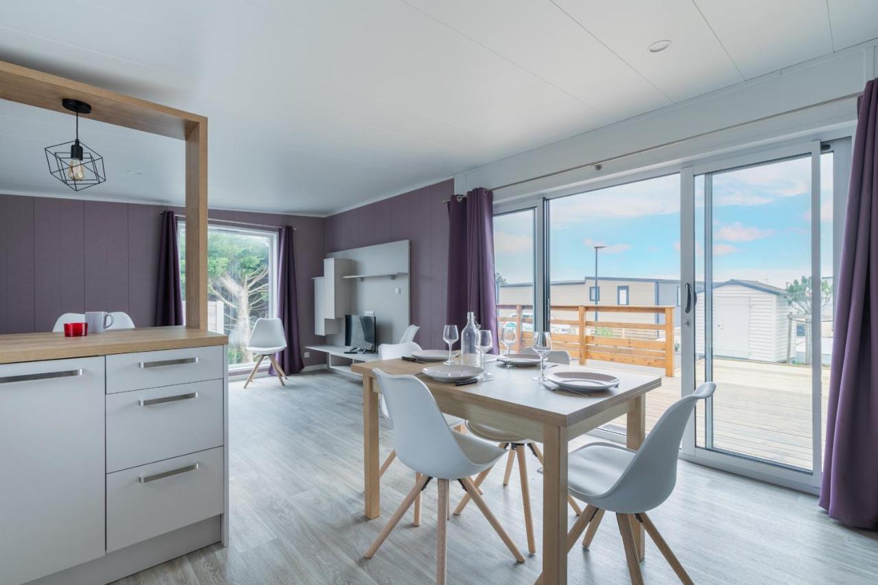 Beau Chalet Pour 4 Pers - Acces Piscine Chauffee Bretignolles-sur-Mer Luaran gambar
