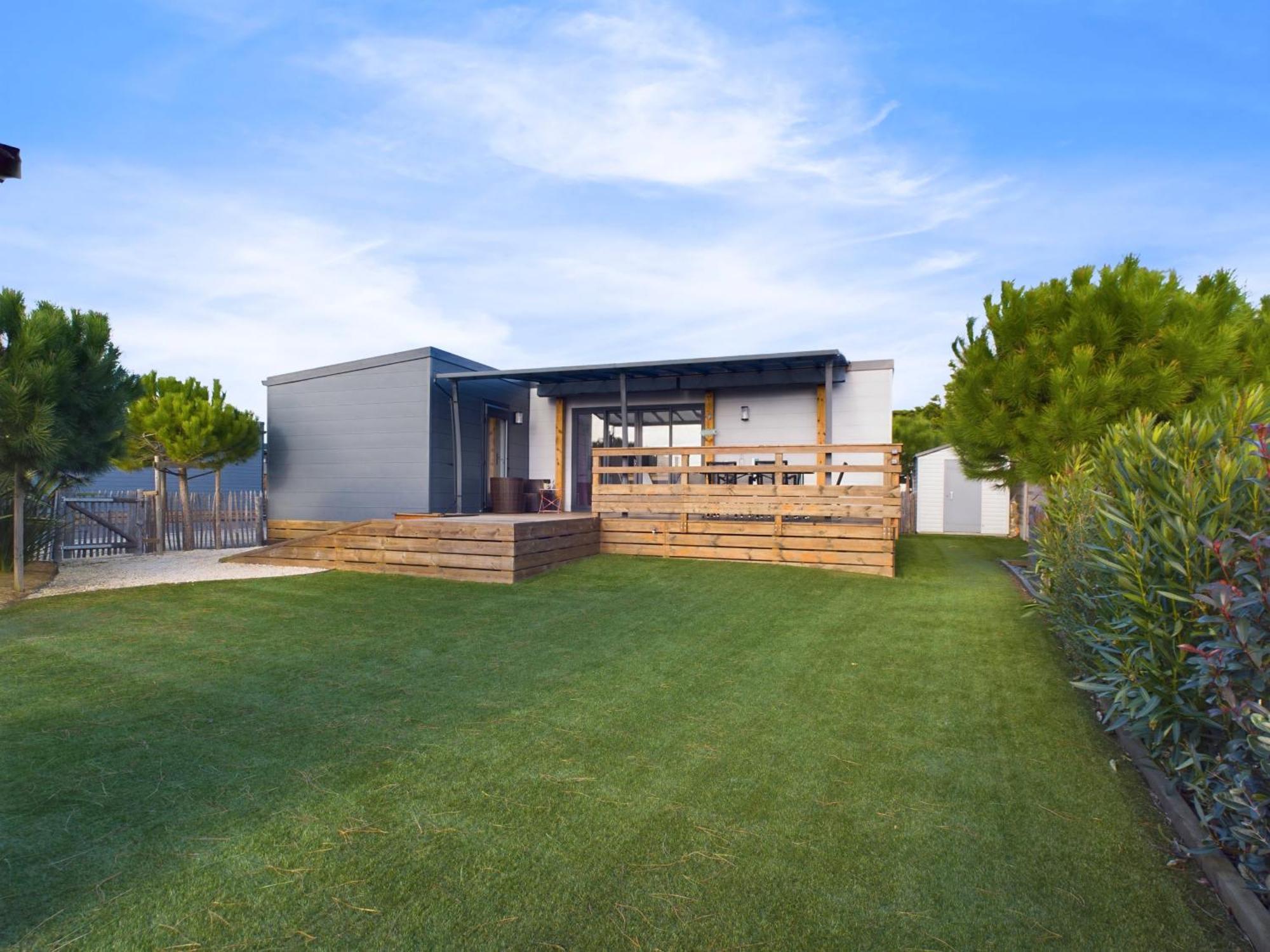 Beau Chalet Pour 4 Pers - Acces Piscine Chauffee Bretignolles-sur-Mer Luaran gambar